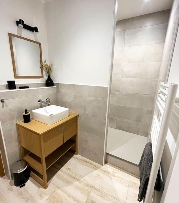 Maison Climatisee Toute Equipee Montchanin Bagian luar foto